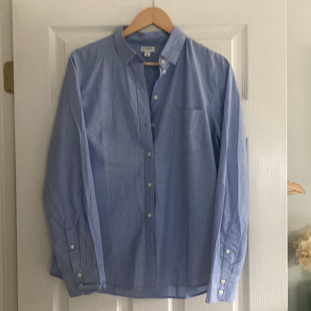 J. Crew light weight blue long sleeve button down shirt size L